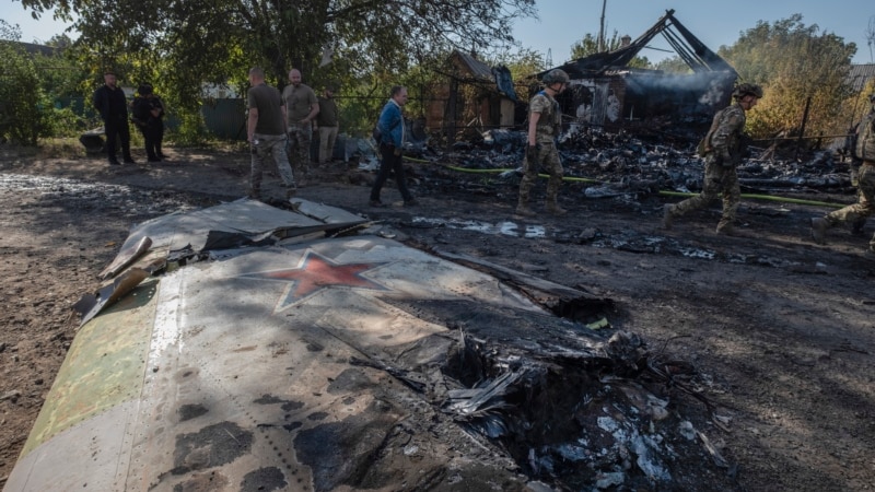 Ukraine shoots down Russian bomber in Donetsk